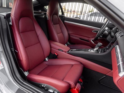 2025 Porsche 718 Cayman GTS