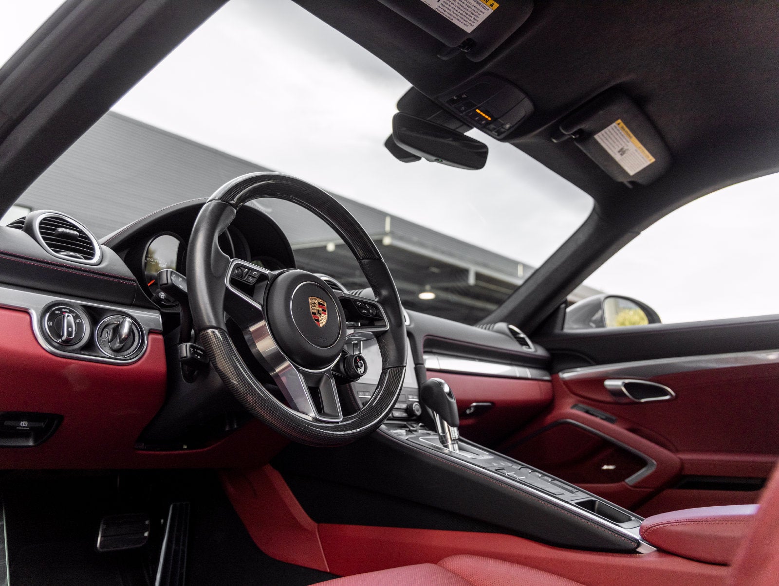 2025 Porsche 718 Cayman GTS