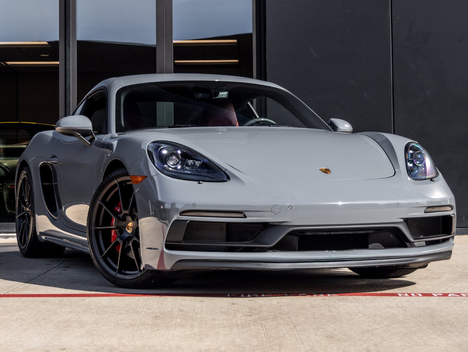 2025 Porsche 718 Cayman GTS