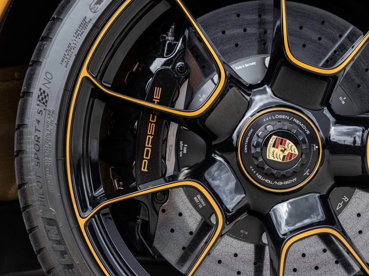 2018 Porsche 911 911 Turbo S Exclusive Series