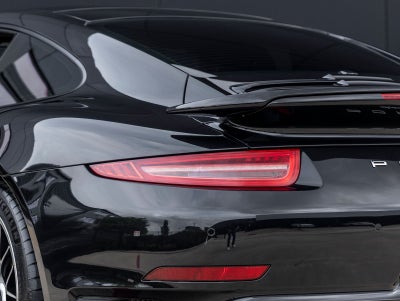 2014 Porsche 911 Turbo S