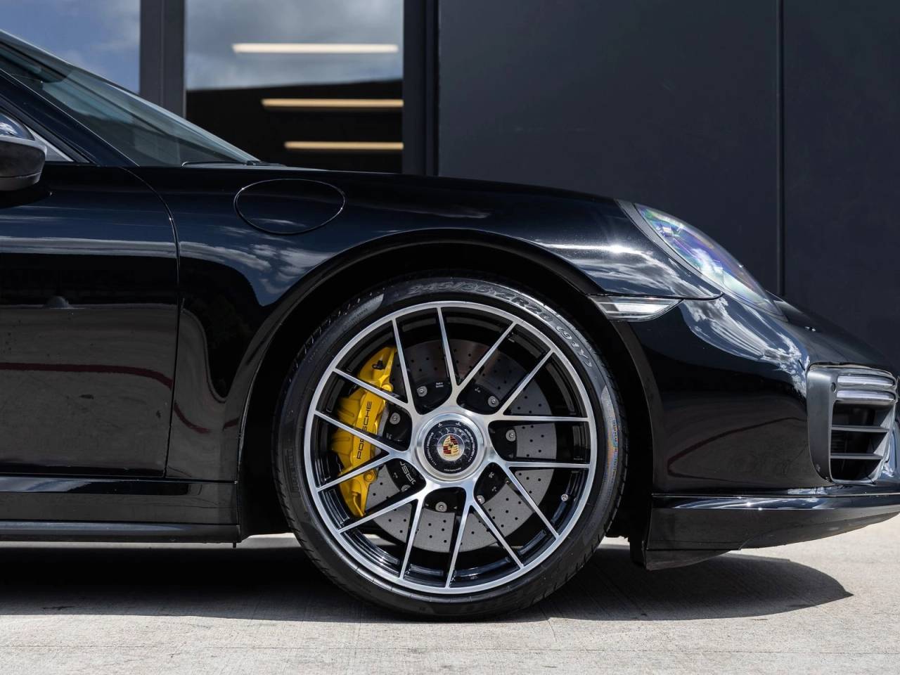 2018 Porsche 911 Turbo S