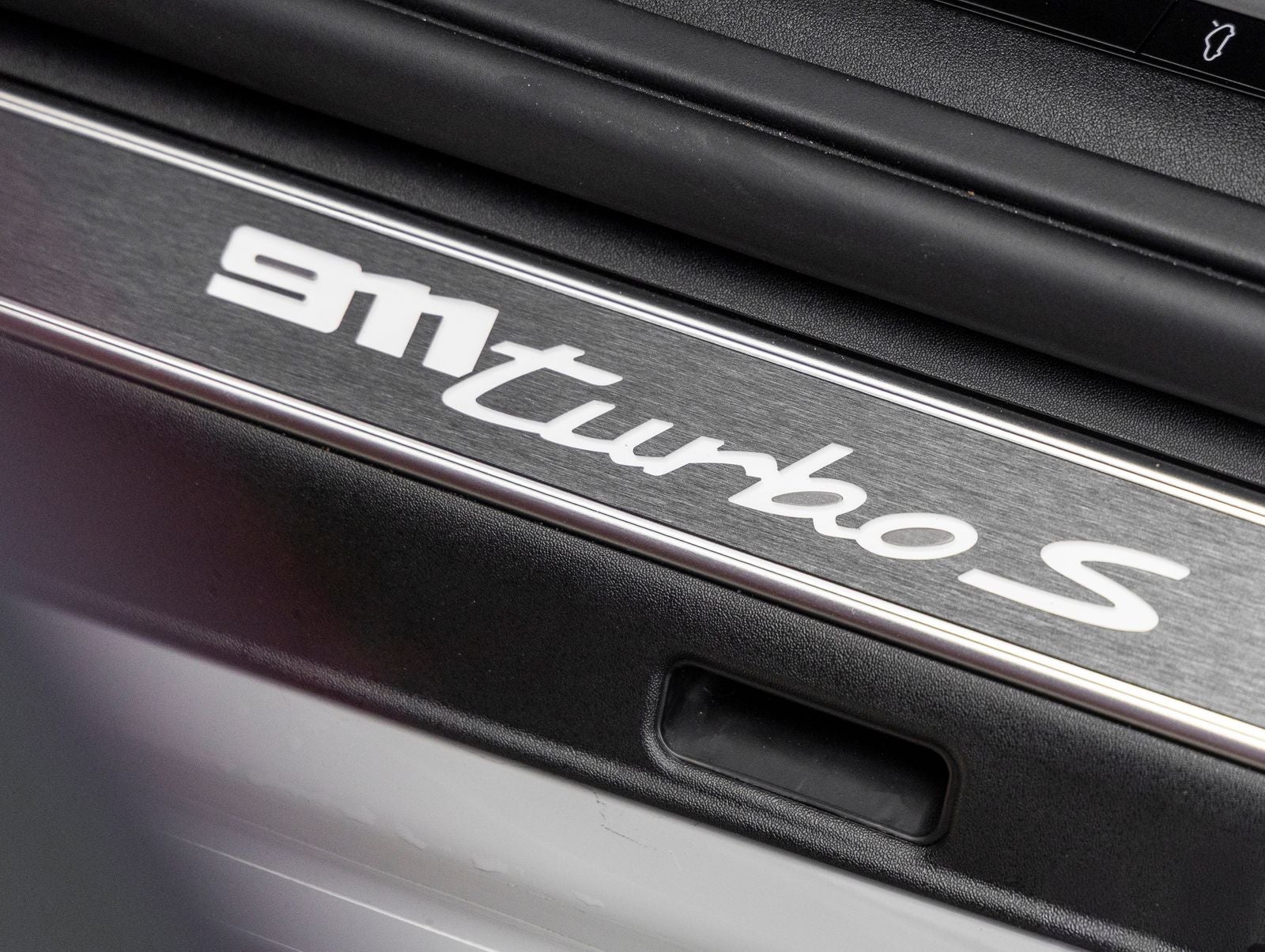 2024 Porsche 911 Turbo S