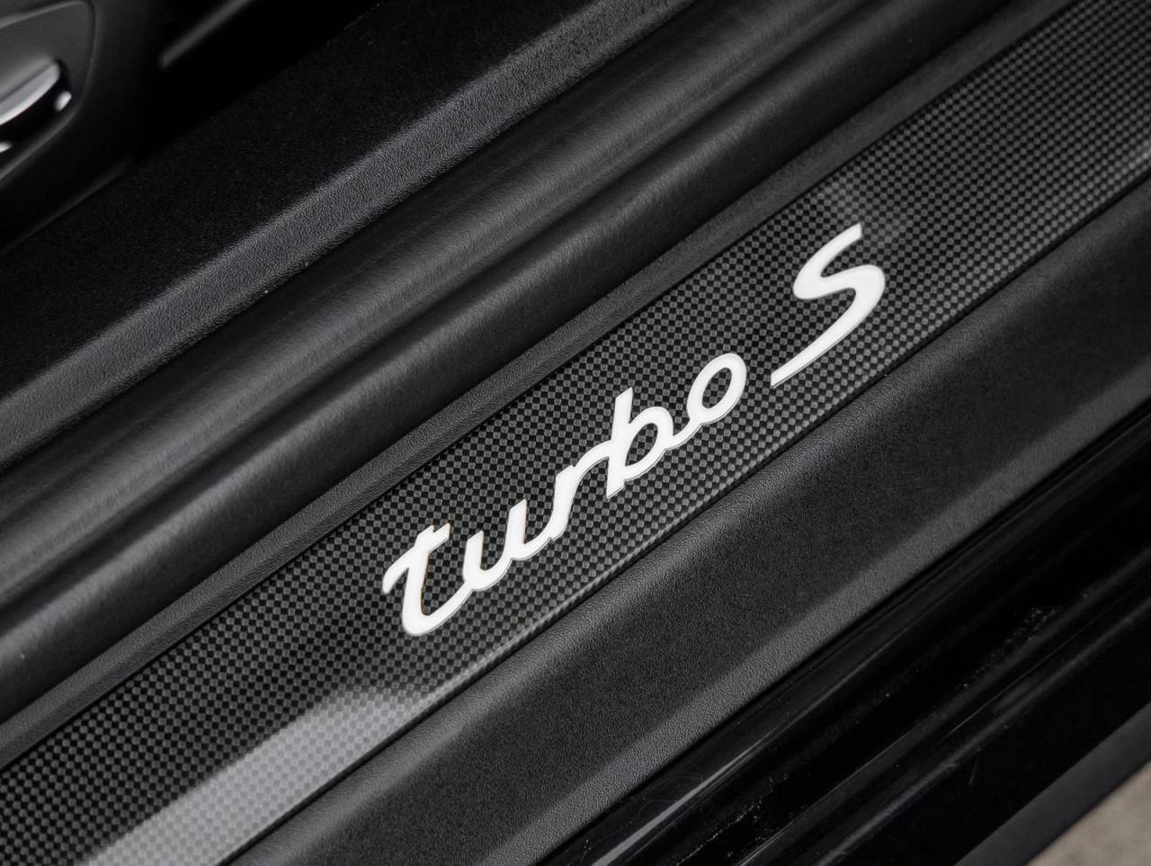 2015 Porsche 911 911 Turbo S Coupe