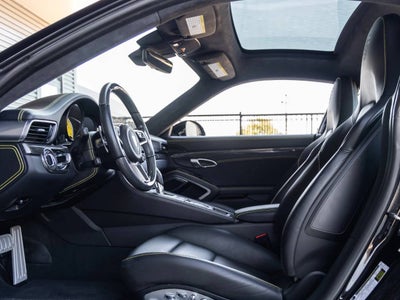 2017 Porsche 911 911 Turbo S