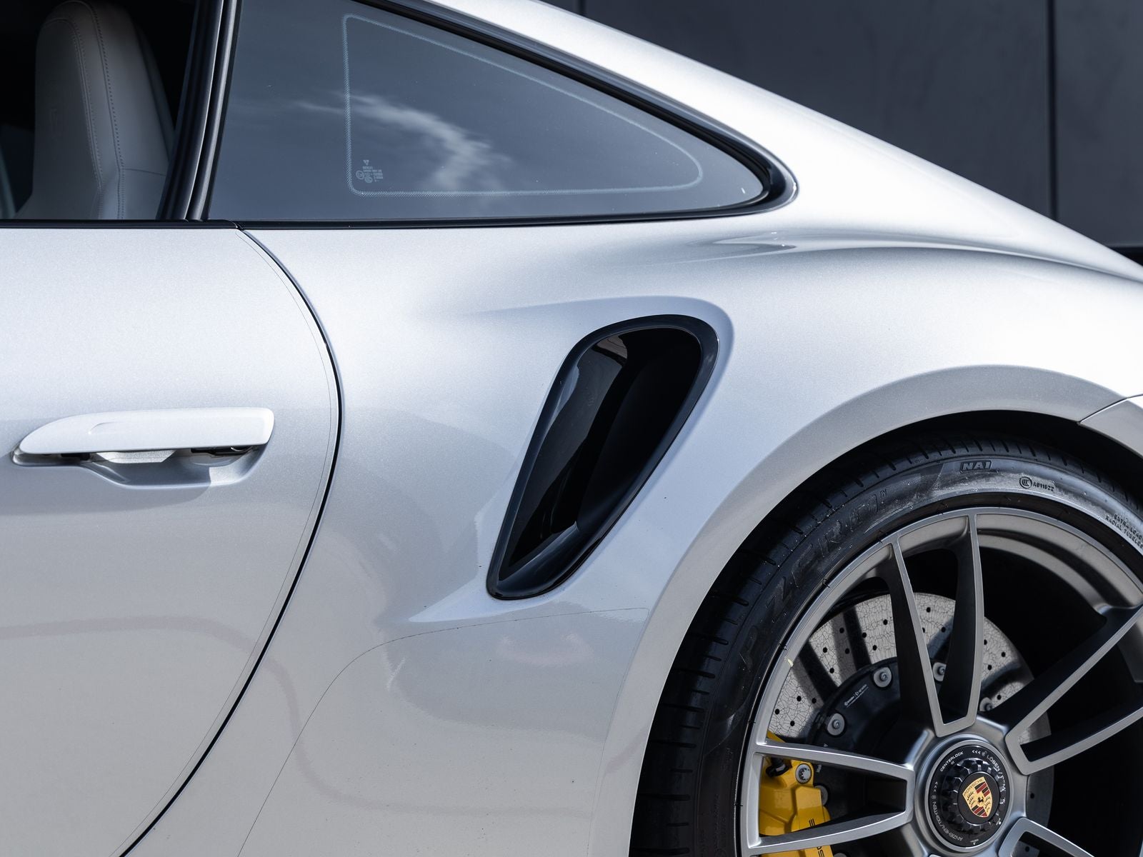 2022 Porsche 911 Turbo S