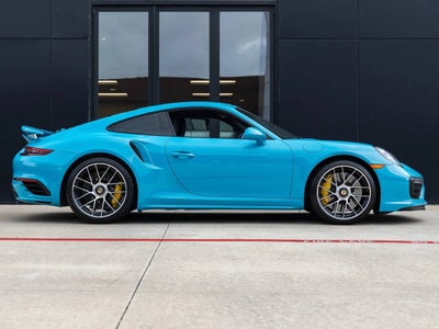 2017 Porsche 911 Turbo S