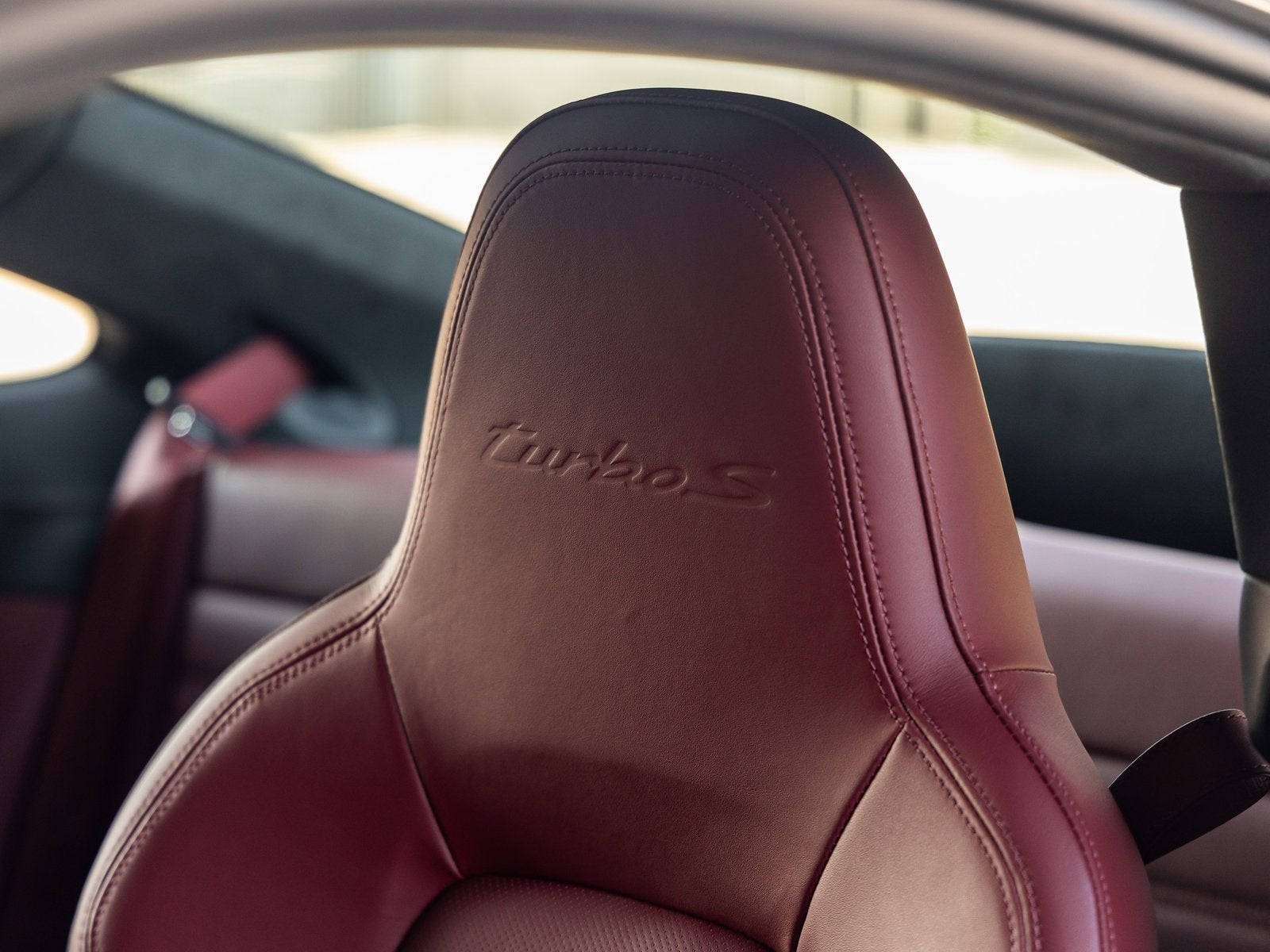 2025 Porsche 911 911 Turbo S