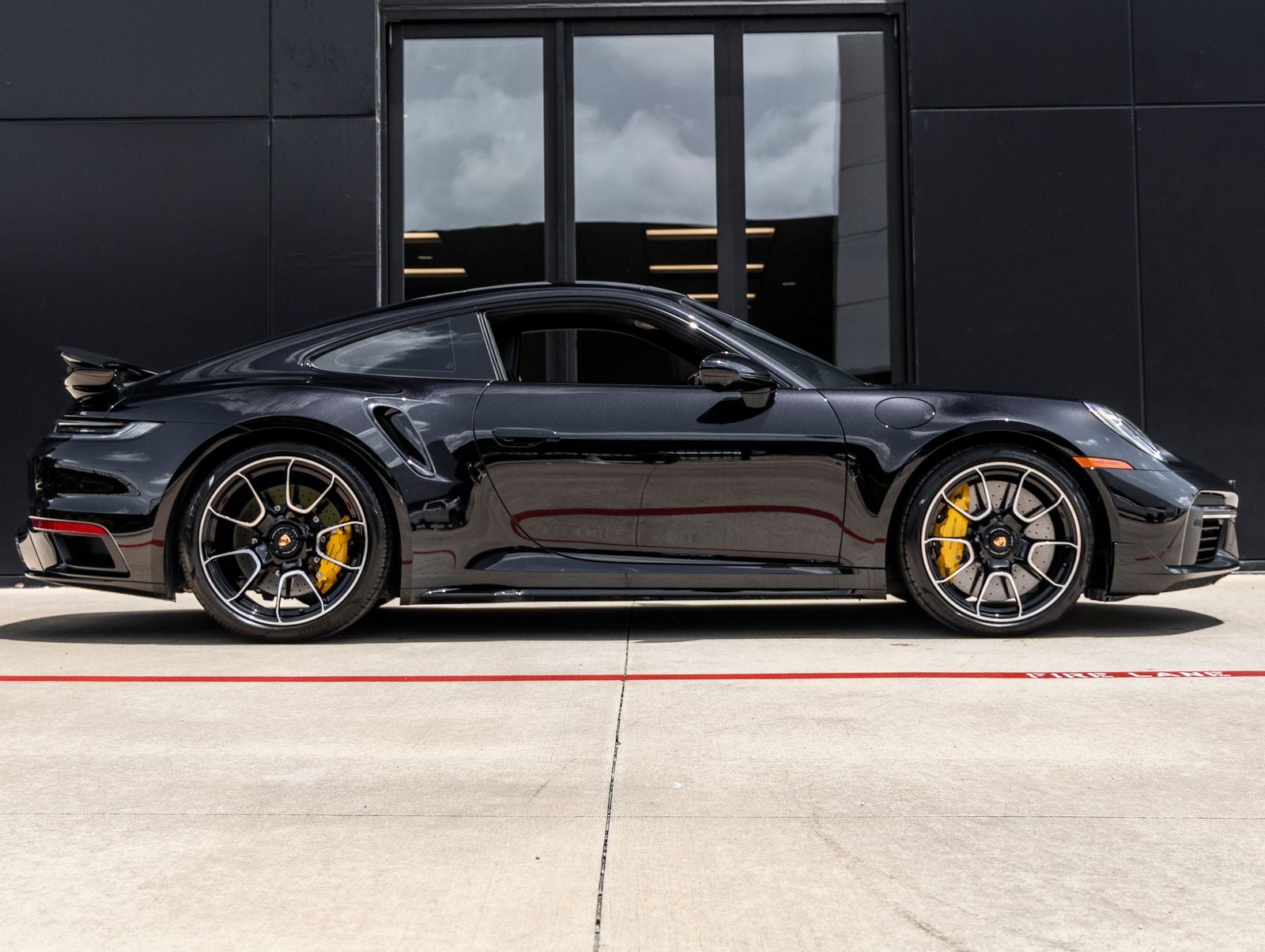 2024 Porsche 911 911 Turbo S (MY24)