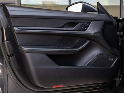2022 Porsche Taycan Taycan GTS (MY22)