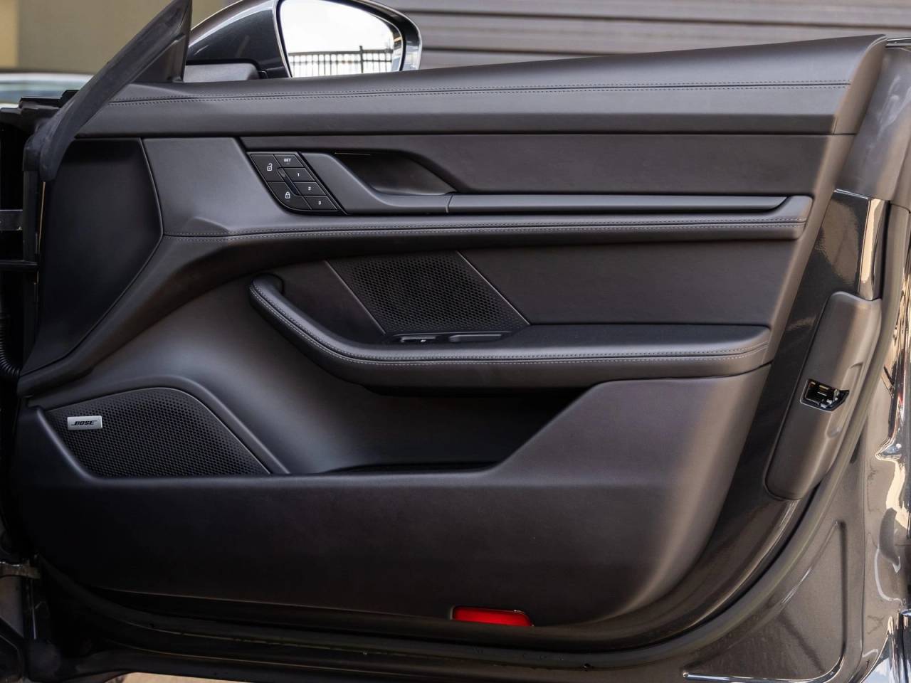 2022 Porsche Taycan Taycan GTS (MY22)