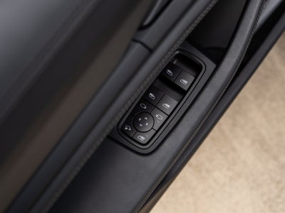 2025 Porsche Taycan Taycan GTS