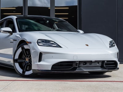 2025 Porsche Taycan Taycan GTS