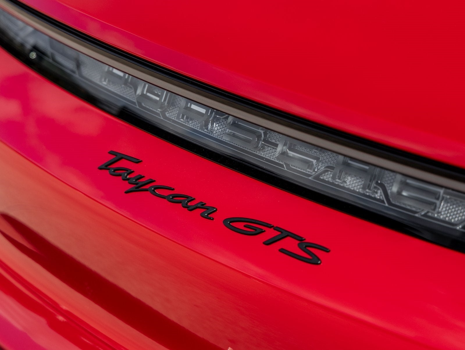 2025 Porsche Taycan Taycan GTS