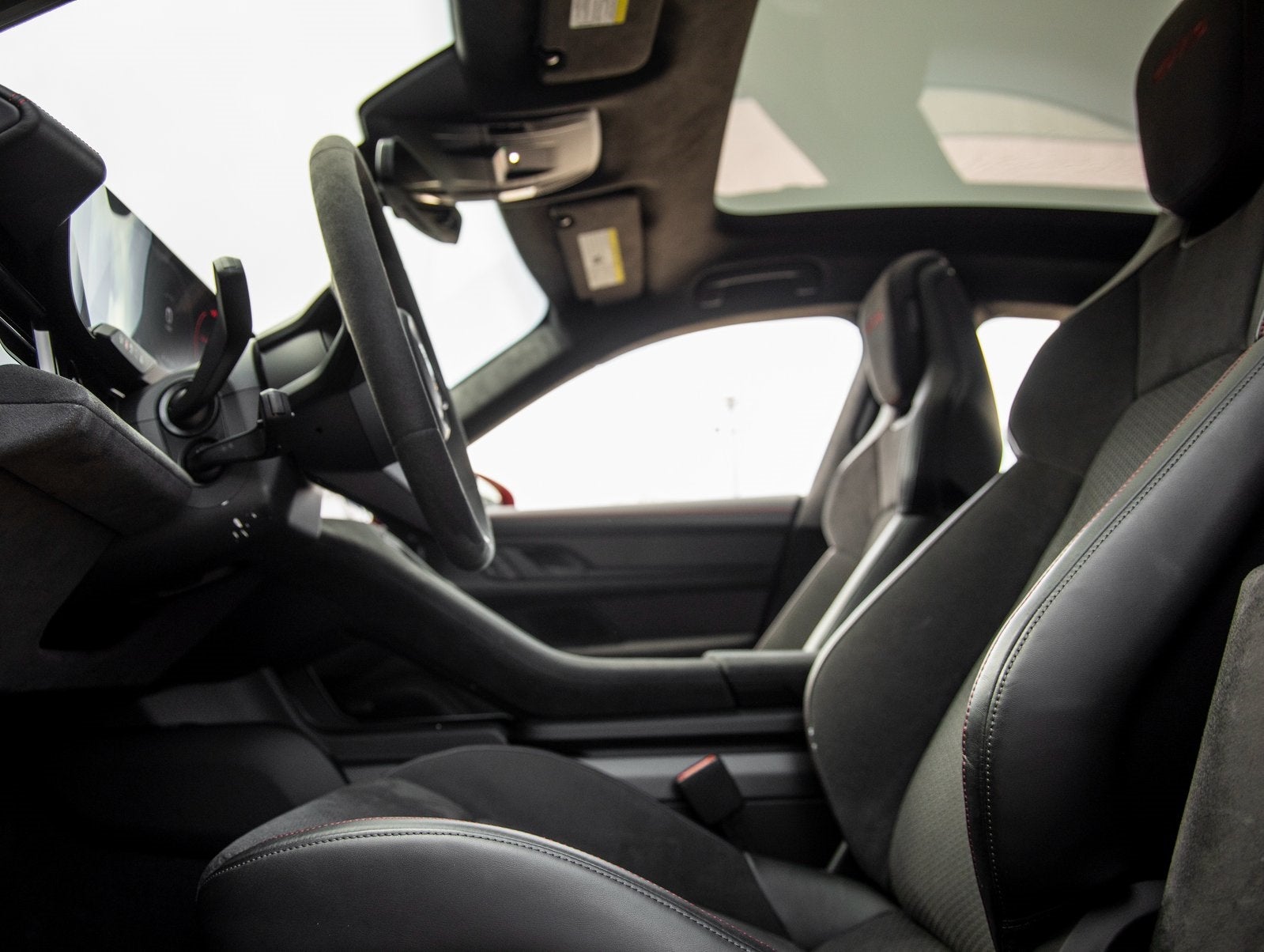 2025 Porsche Taycan Taycan GTS