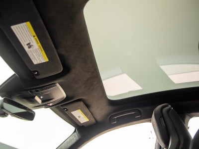 2025 Porsche Taycan Taycan GTS