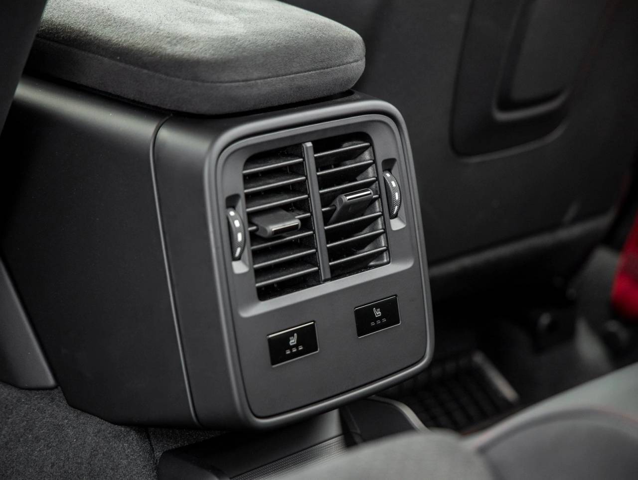 2025 Porsche Taycan Taycan GTS