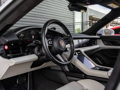 2024 Porsche Taycan Taycan GTS (MY24)