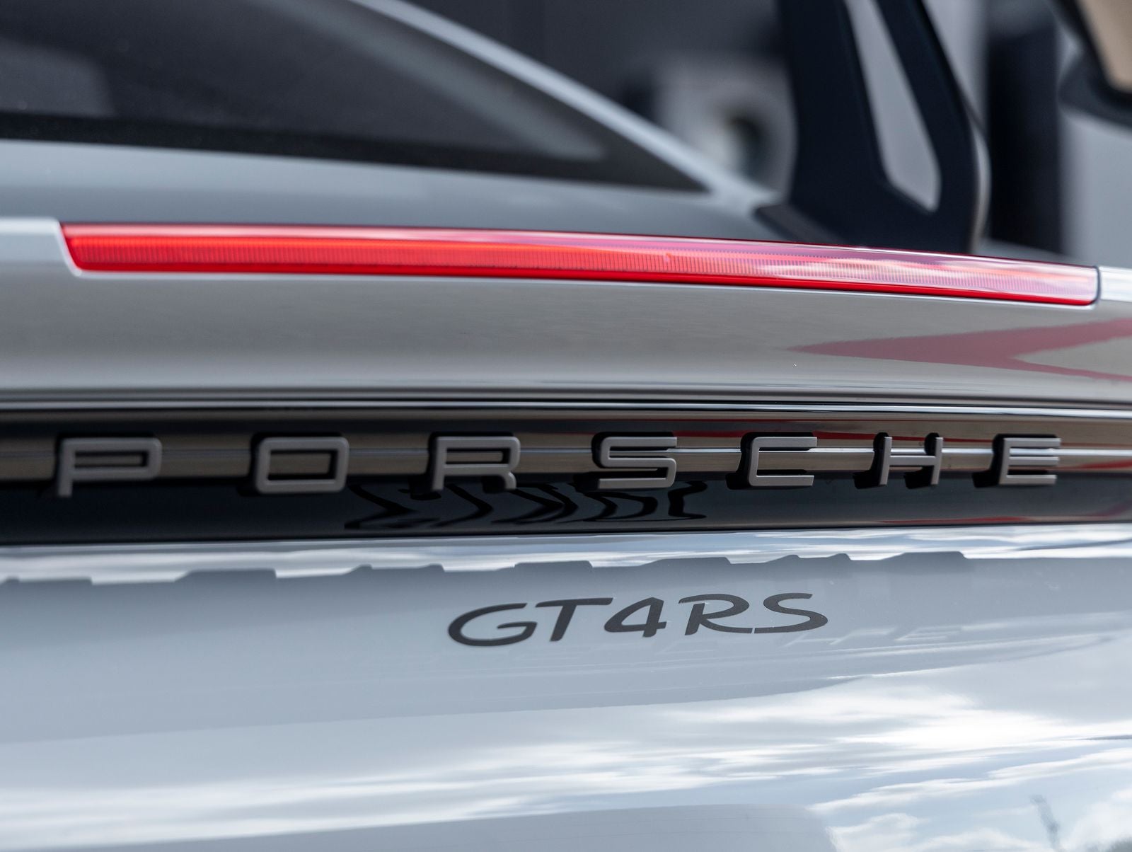 2024 Porsche 718 Cayman GT4 RS