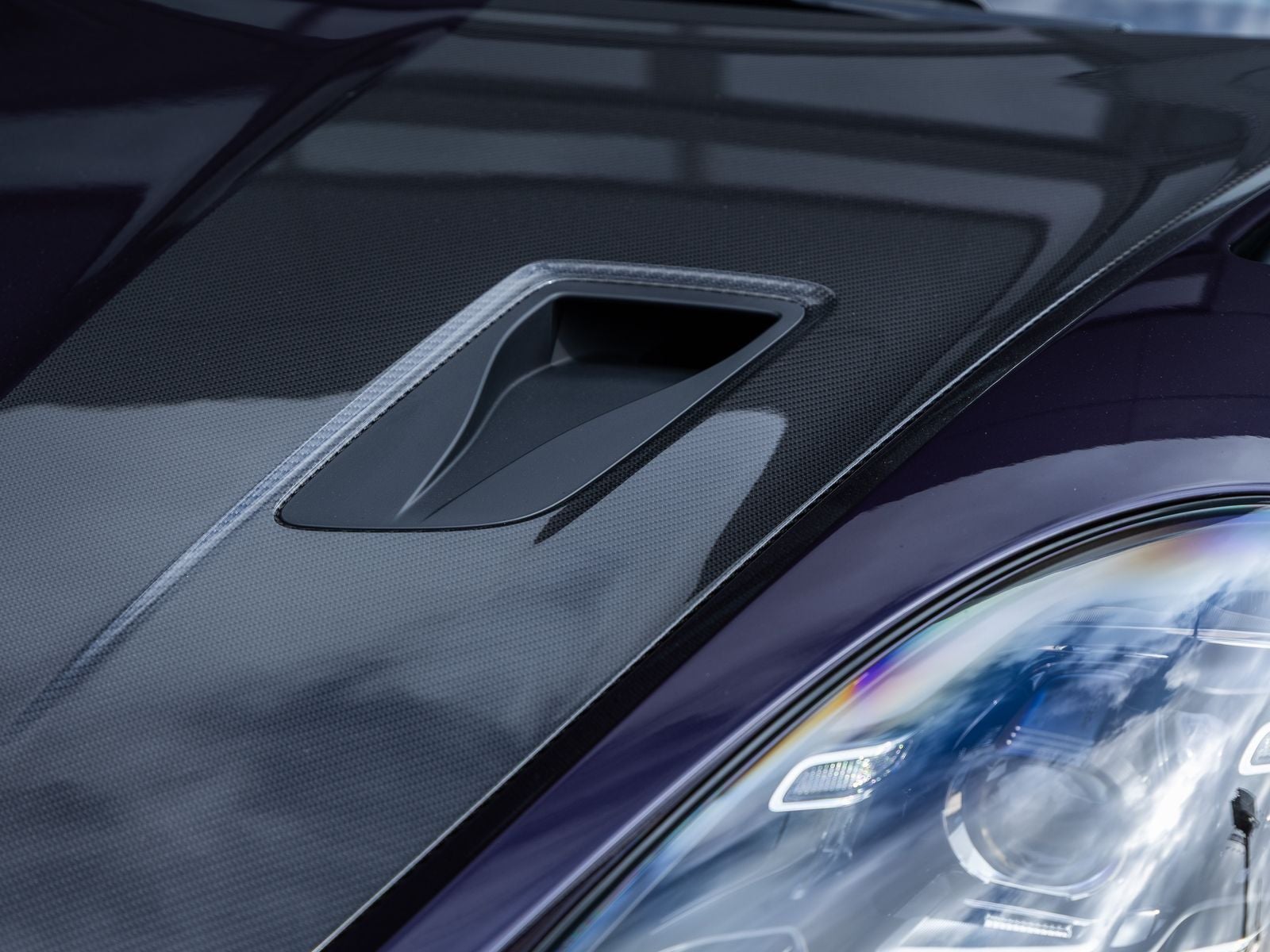 2025 Porsche 718 Cayman GT4 RS