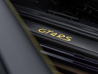 2025 Porsche 718 Cayman GT4 RS