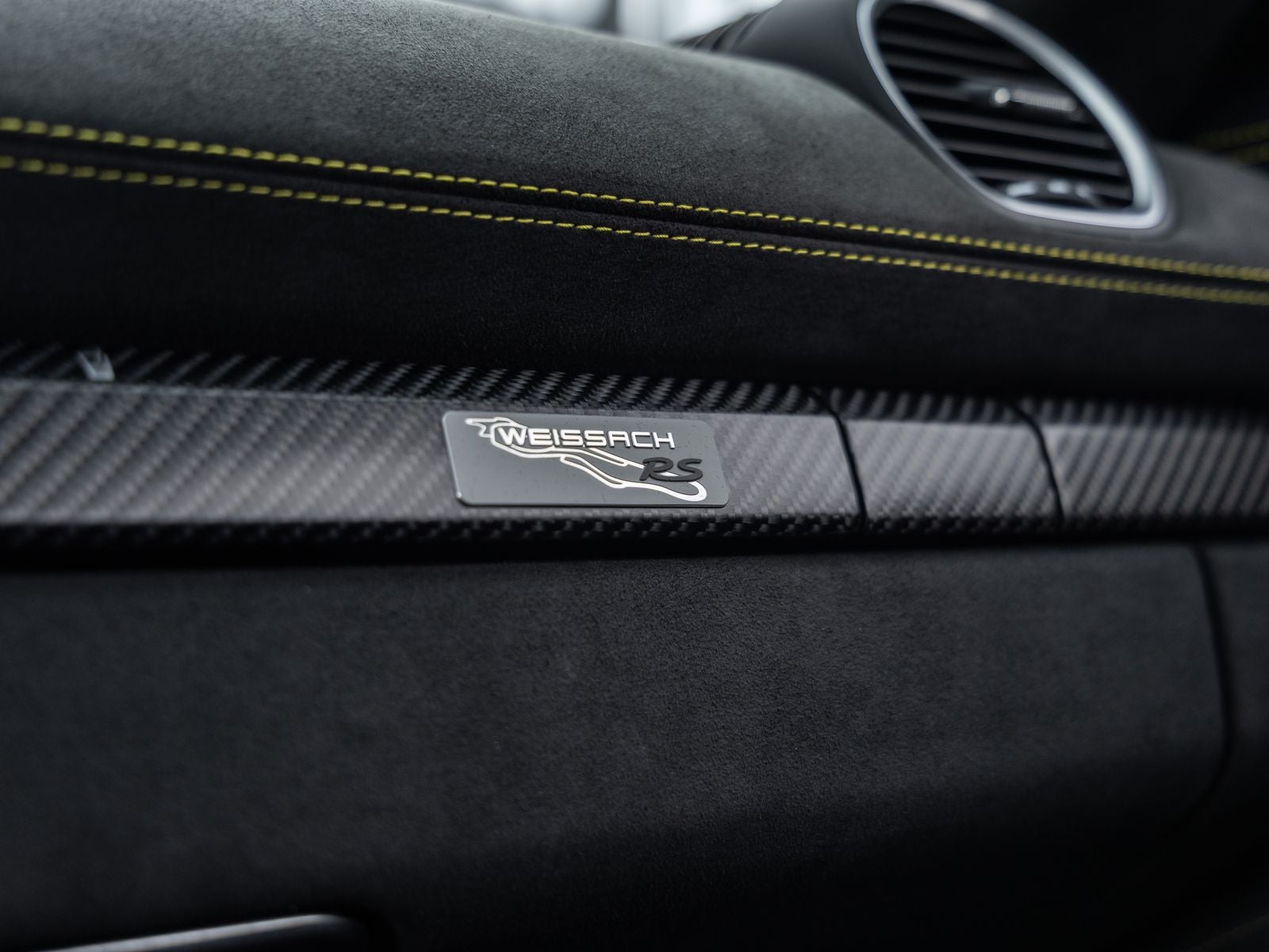 2025 Porsche 718 Cayman GT4 RS