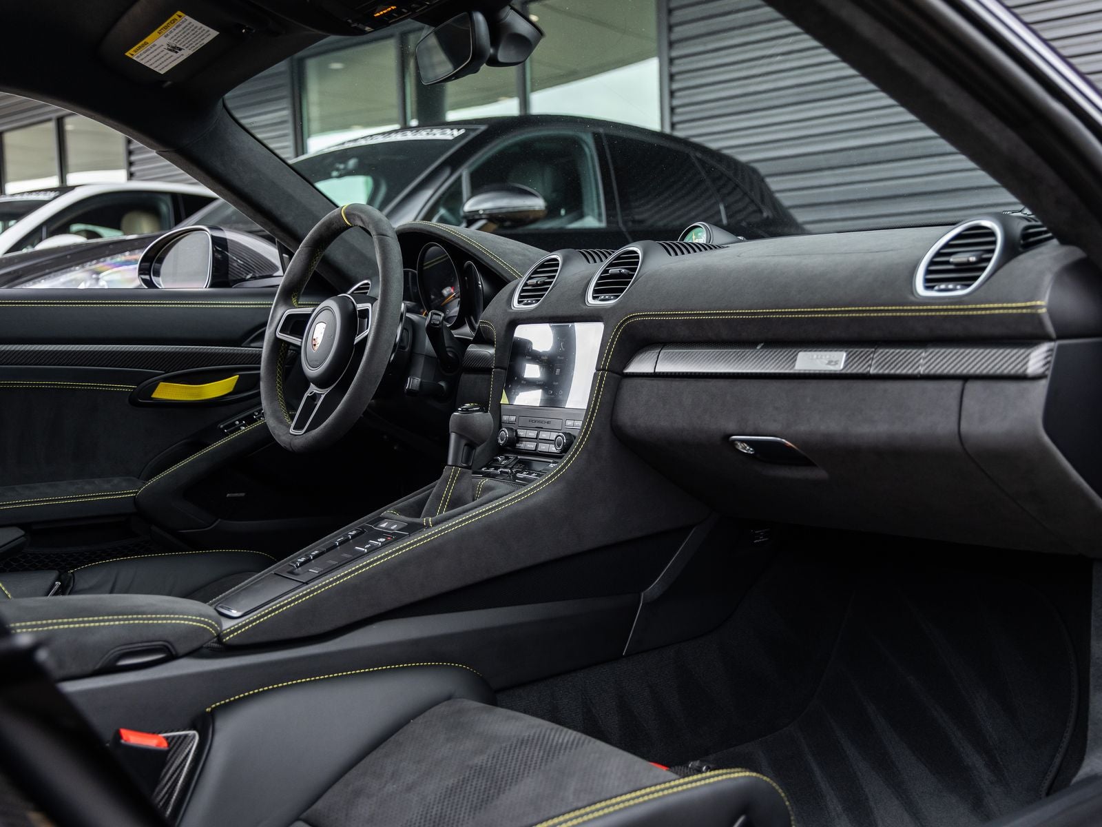 2025 Porsche 718 Cayman GT4 RS