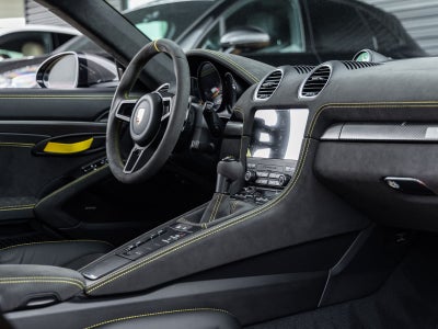 2025 Porsche 718 Cayman GT4 RS