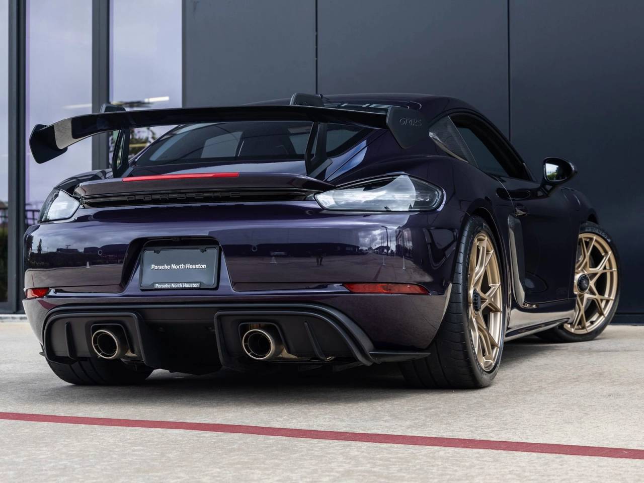 2025 Porsche 718 Cayman GT4 RS