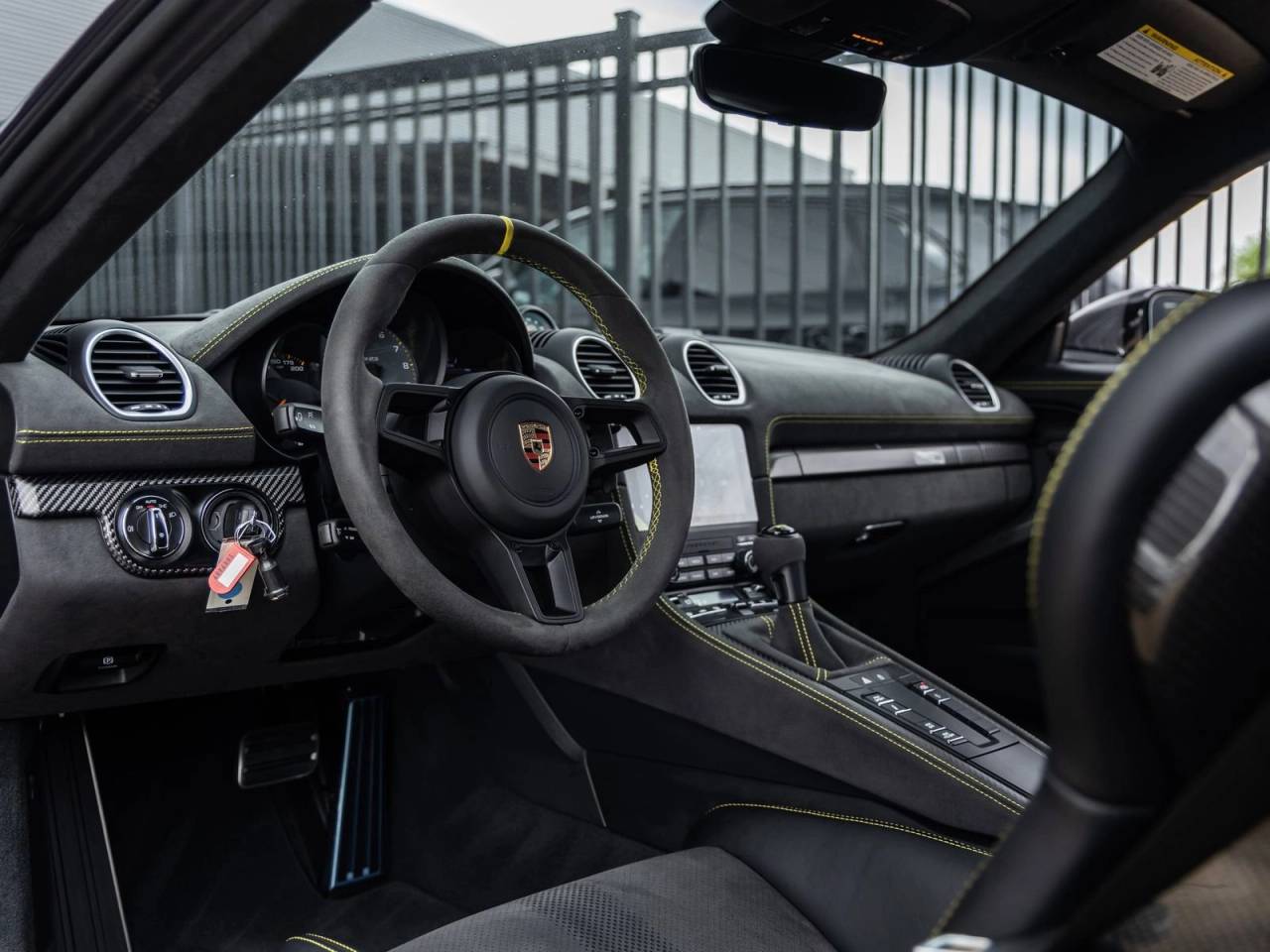 2025 Porsche 718 Cayman GT4 RS