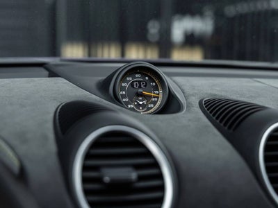 2025 Porsche 718 Cayman GT4 RS