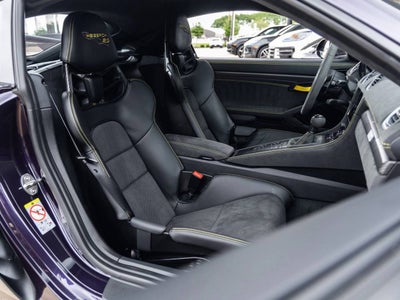 2025 Porsche 718 Cayman GT4 RS