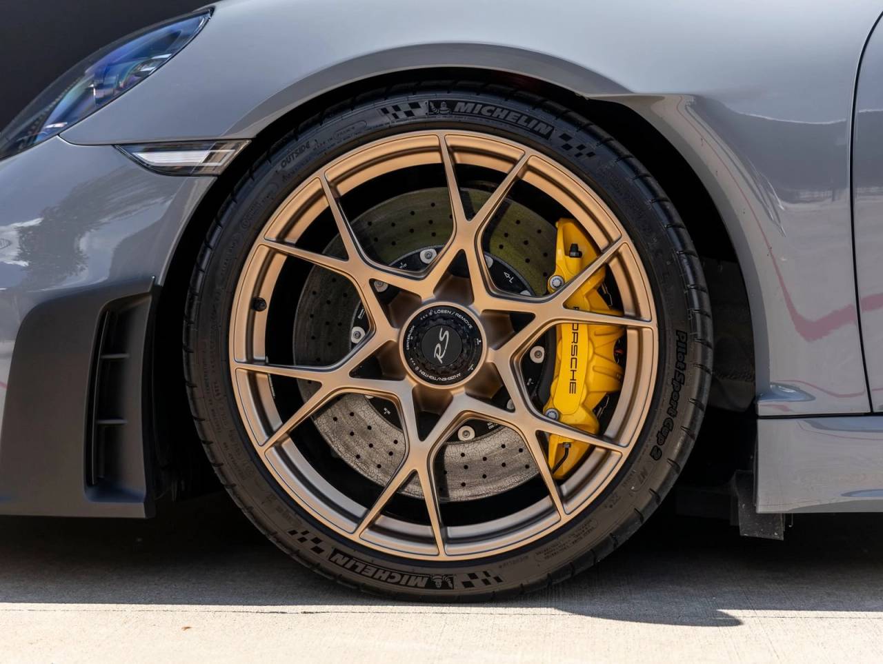 2024 Porsche 718 718 Cayman GT4 RS (MY24)