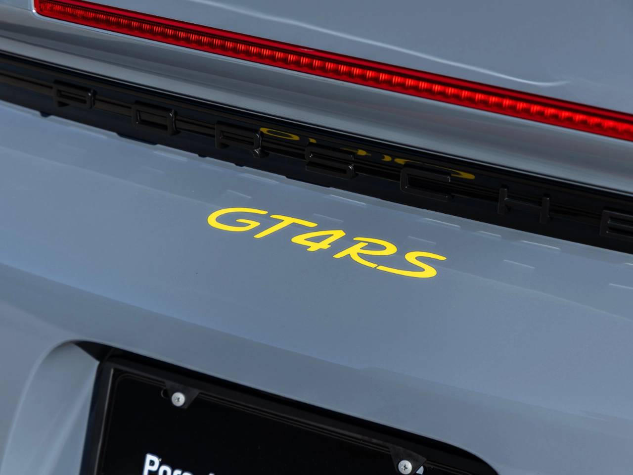 2023 Porsche 718 718 Cayman GT4 RS
