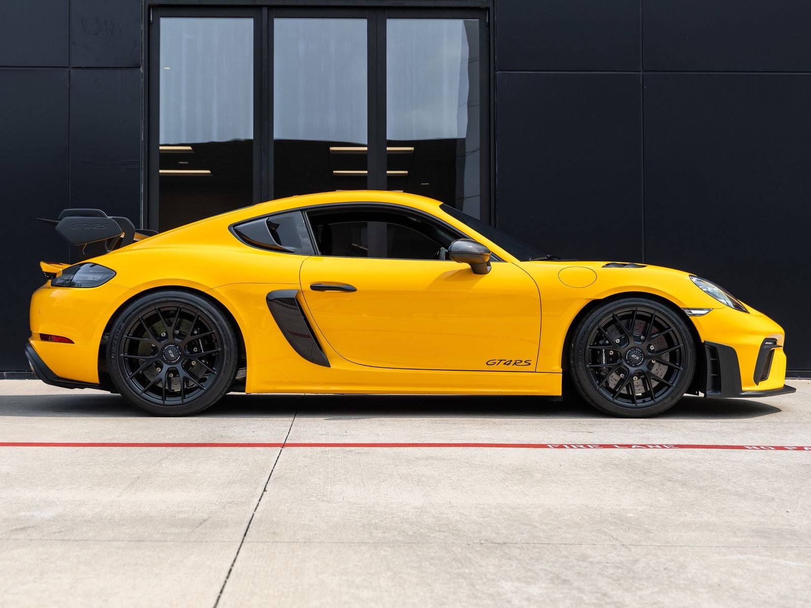 2025 Porsche 718 Cayman GT4 RS