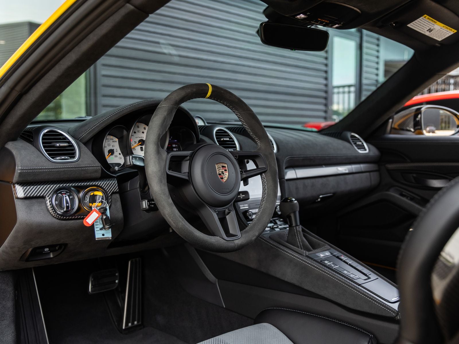 2025 Porsche 718 Cayman GT4 RS