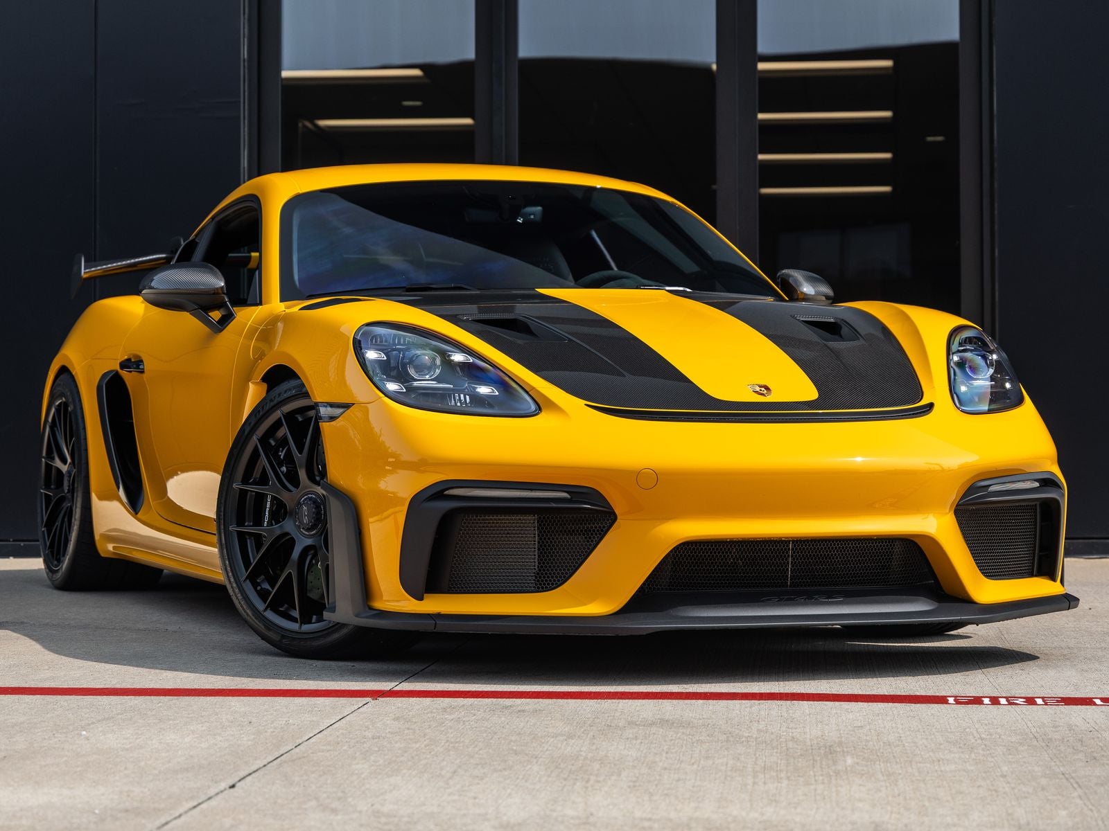2025 Porsche 718 Cayman GT4 RS