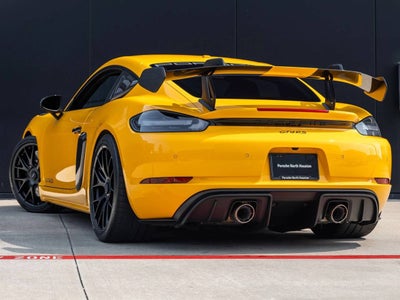 2025 Porsche 718 Cayman GT4 RS