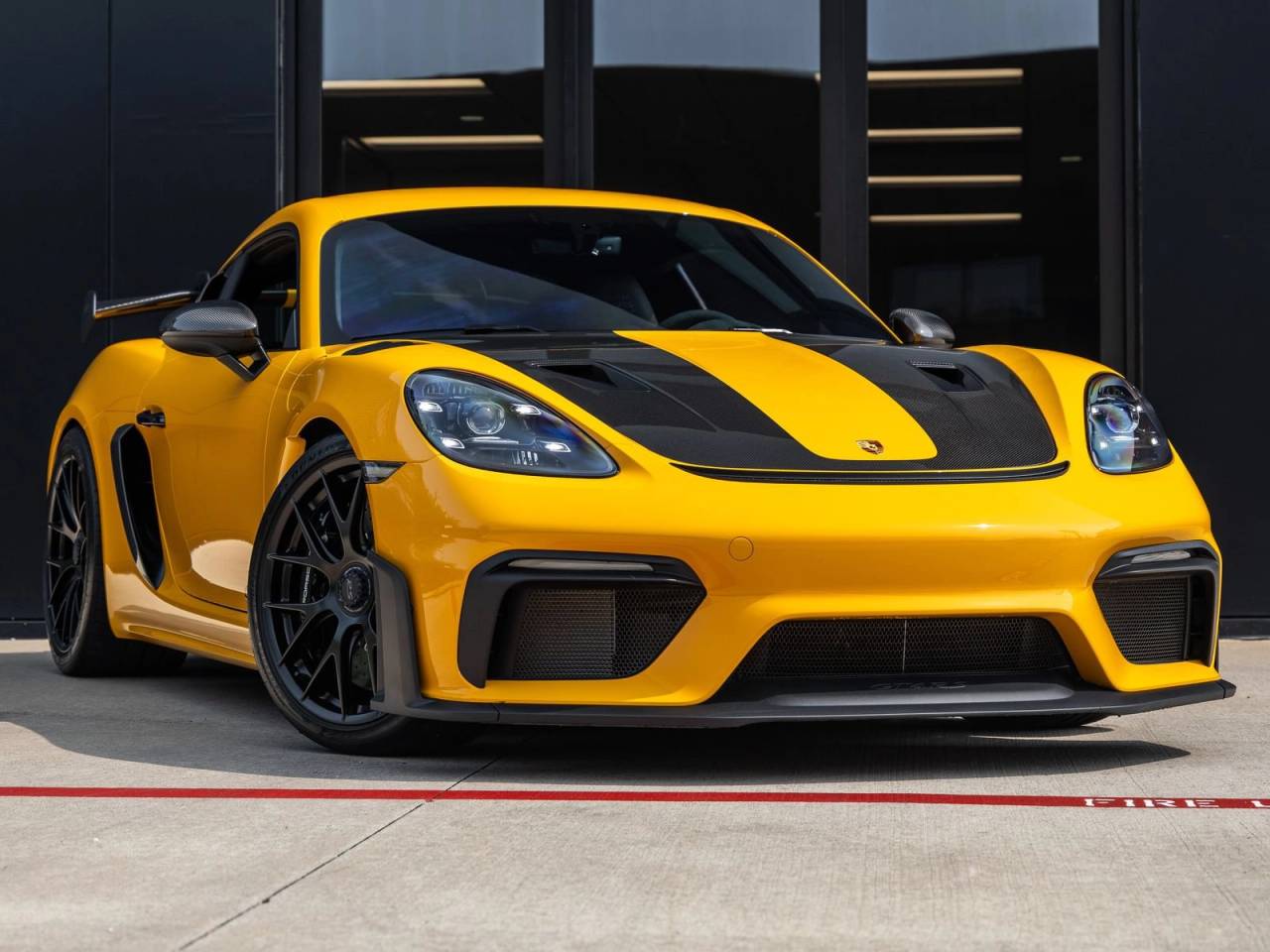 2025 Porsche 718 Cayman GT4 RS