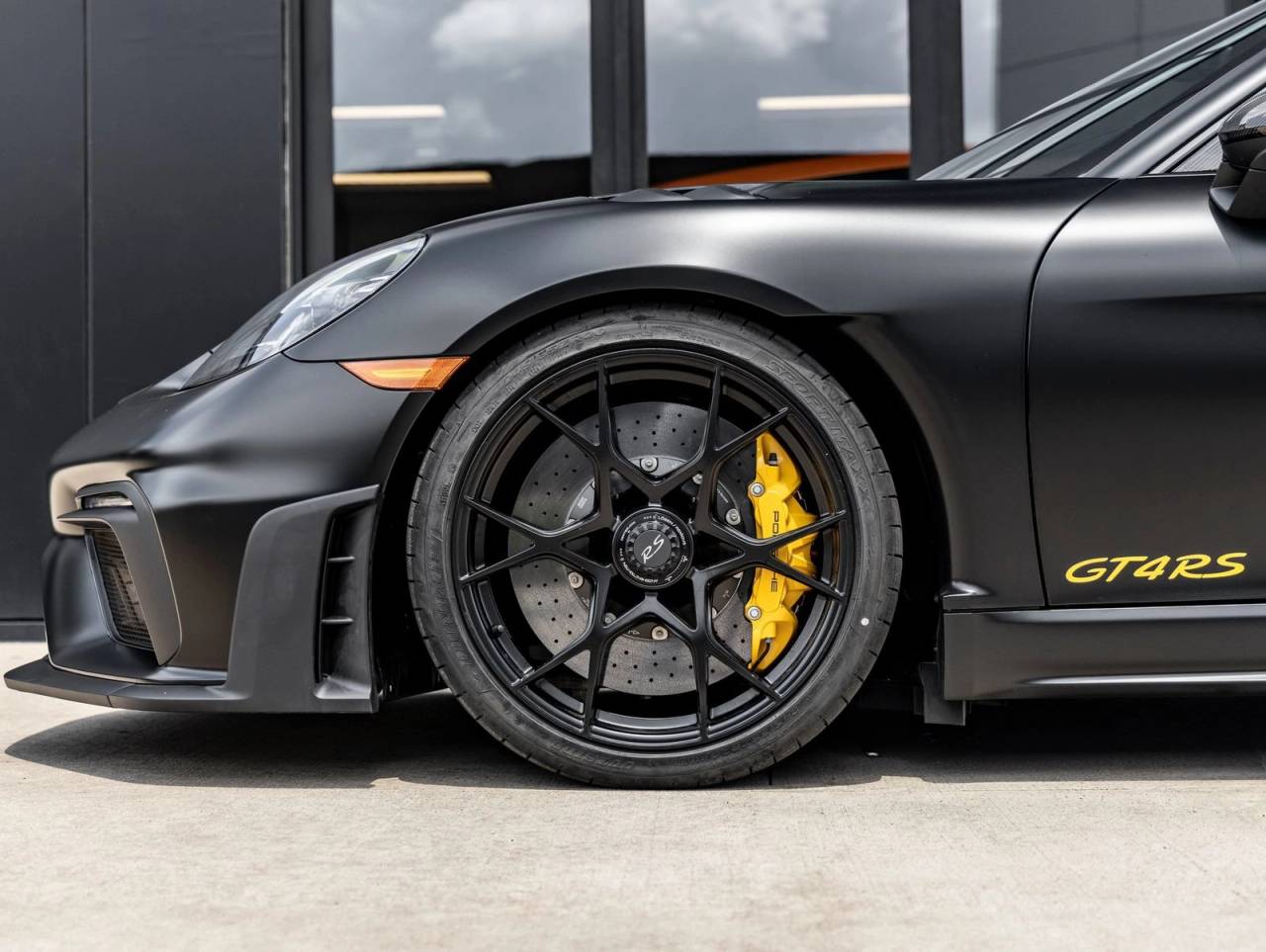 2025 Porsche 718 718 Cayman GT4 RS