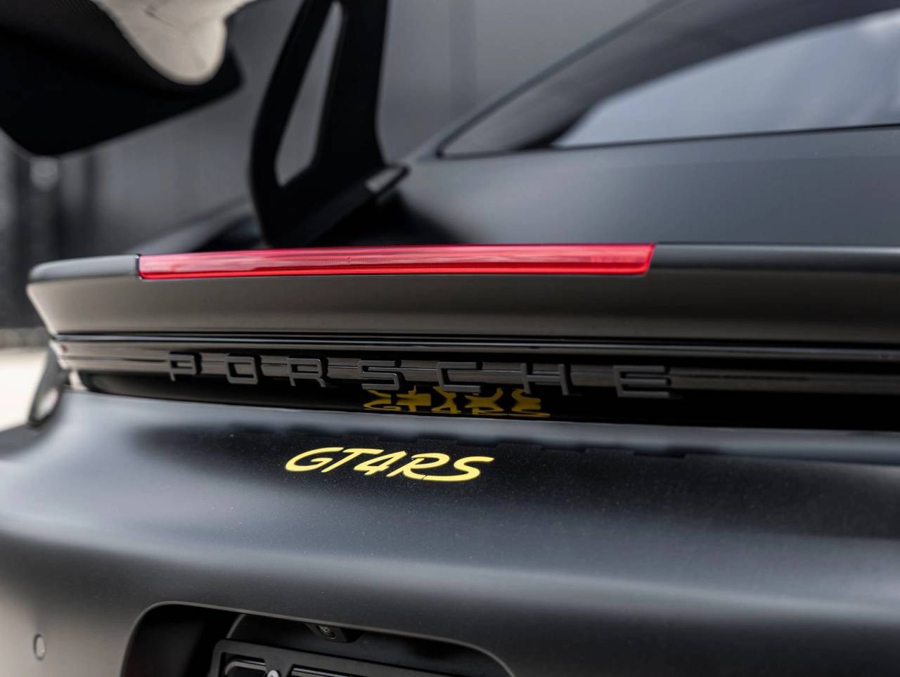 2025 Porsche 718 718 Cayman GT4 RS