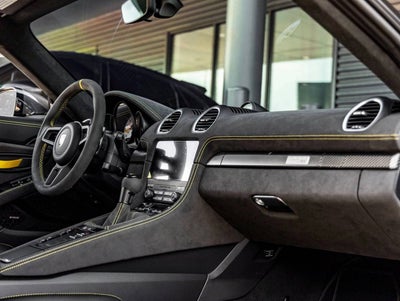 2025 Porsche 718 718 Cayman GT4 RS