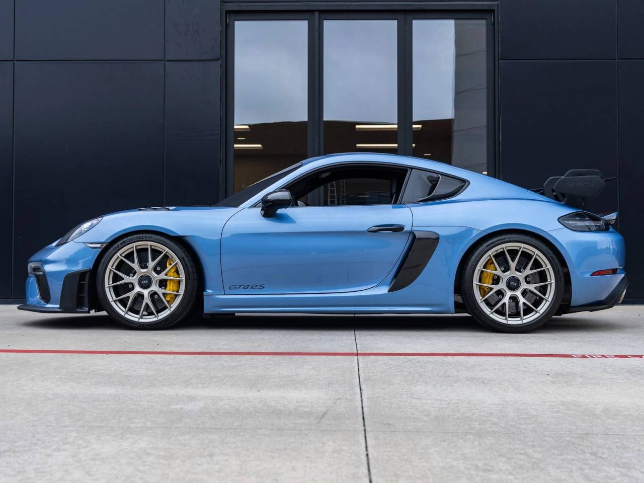 2023 Porsche 718 Cayman GT4 RS