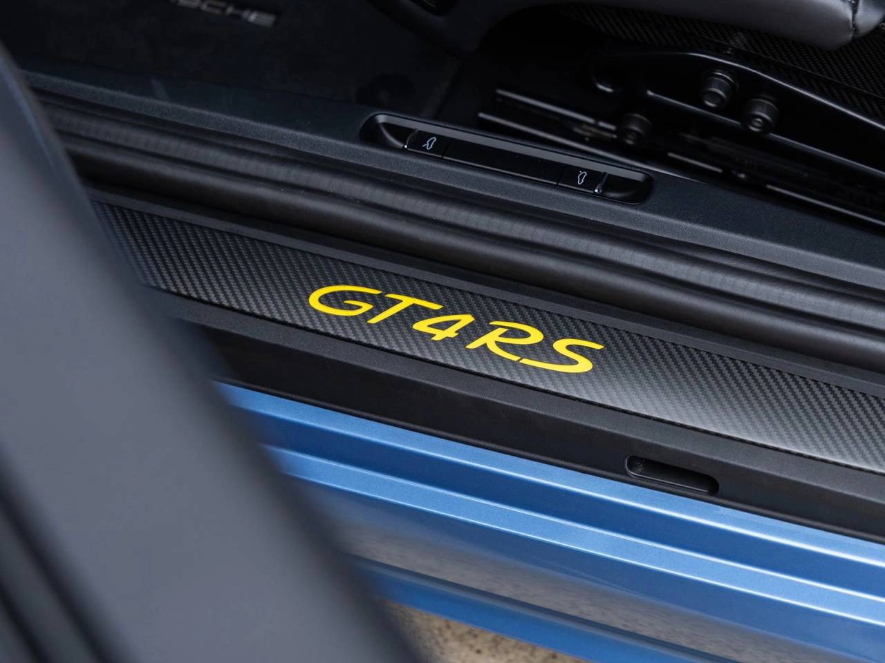 2023 Porsche 718 Cayman GT4 RS