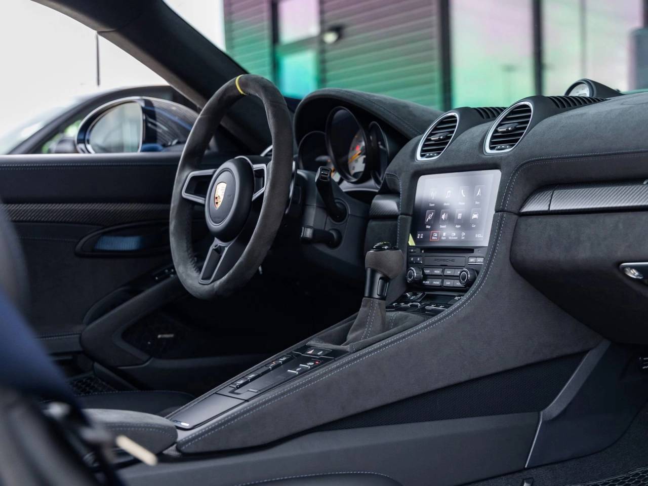 2023 Porsche 718 Cayman GT4 RS