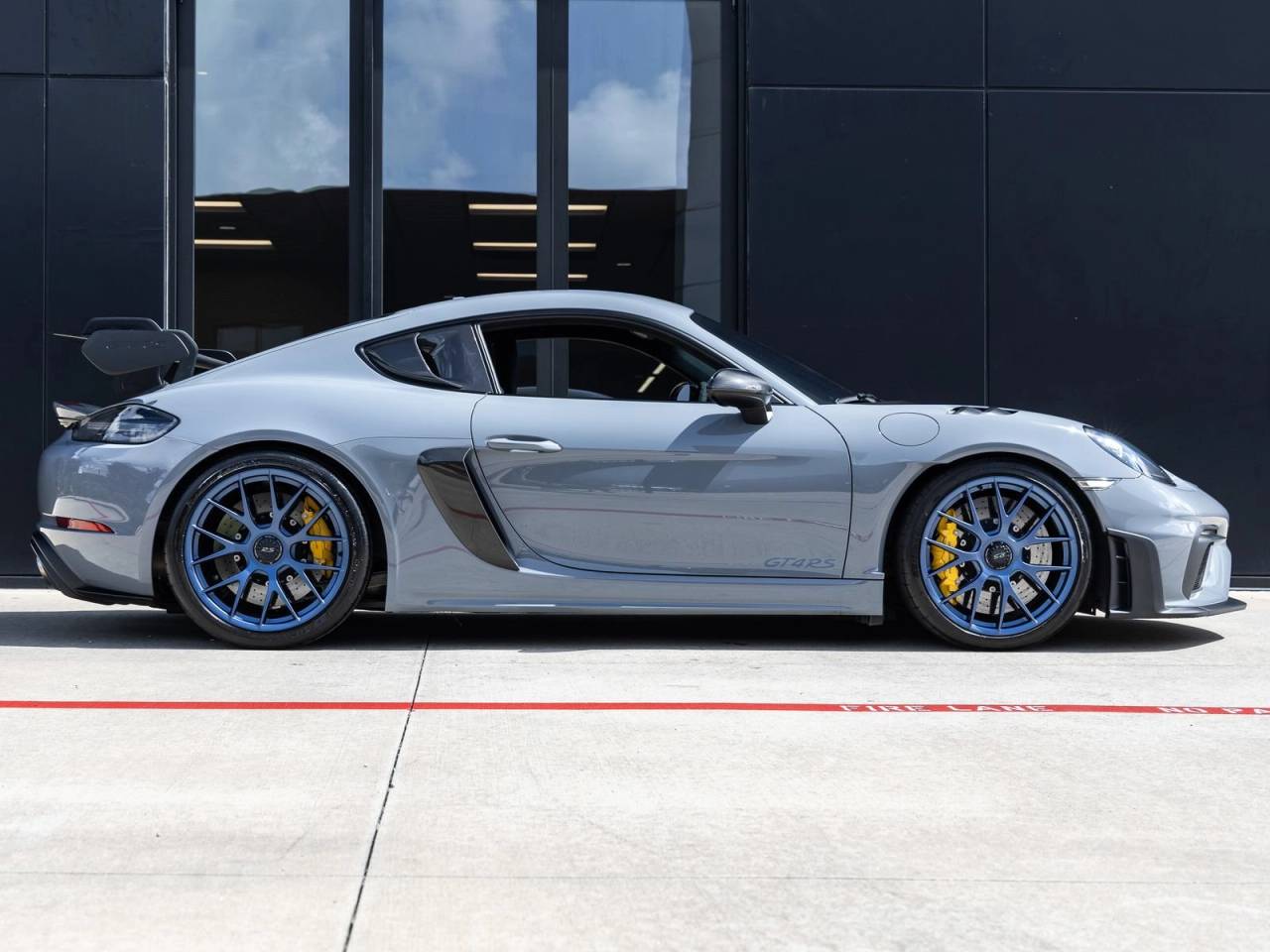 2023 Porsche 718 718 Cayman GT4 RS (MY23)