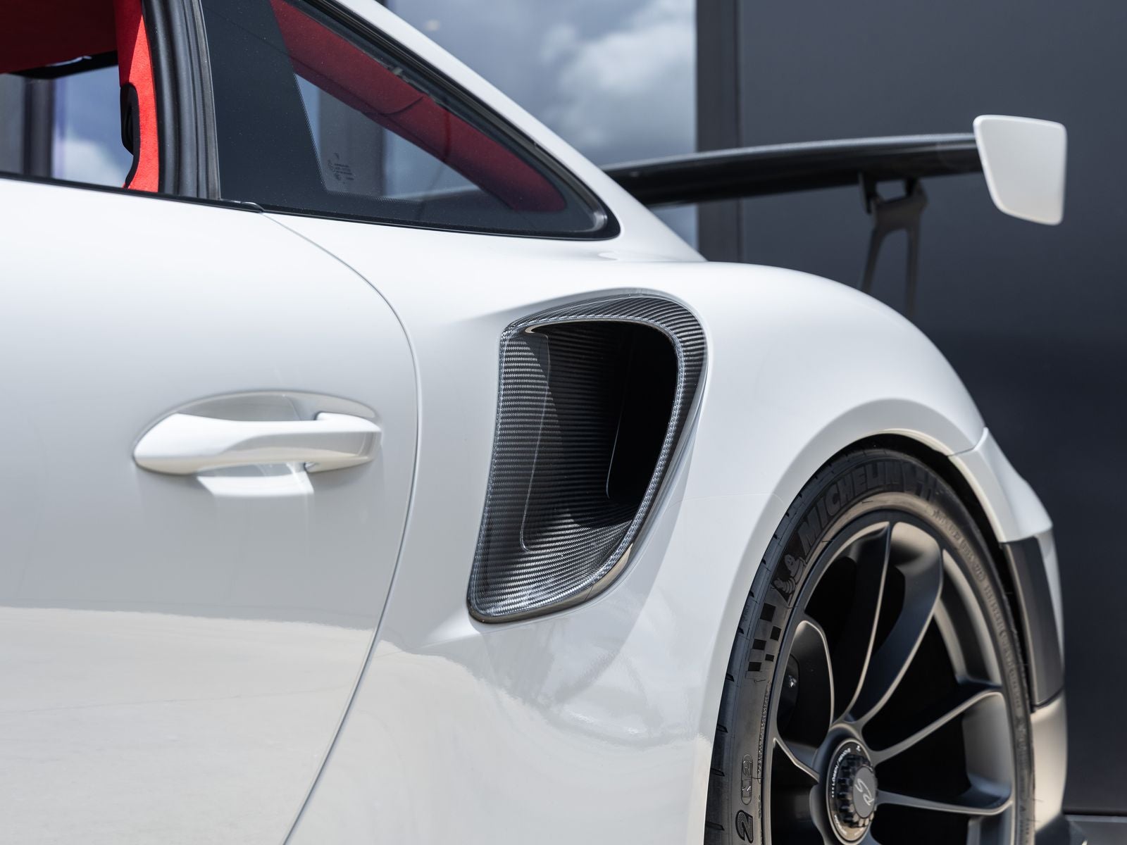 2019 Porsche 911 911 GT2 RS
