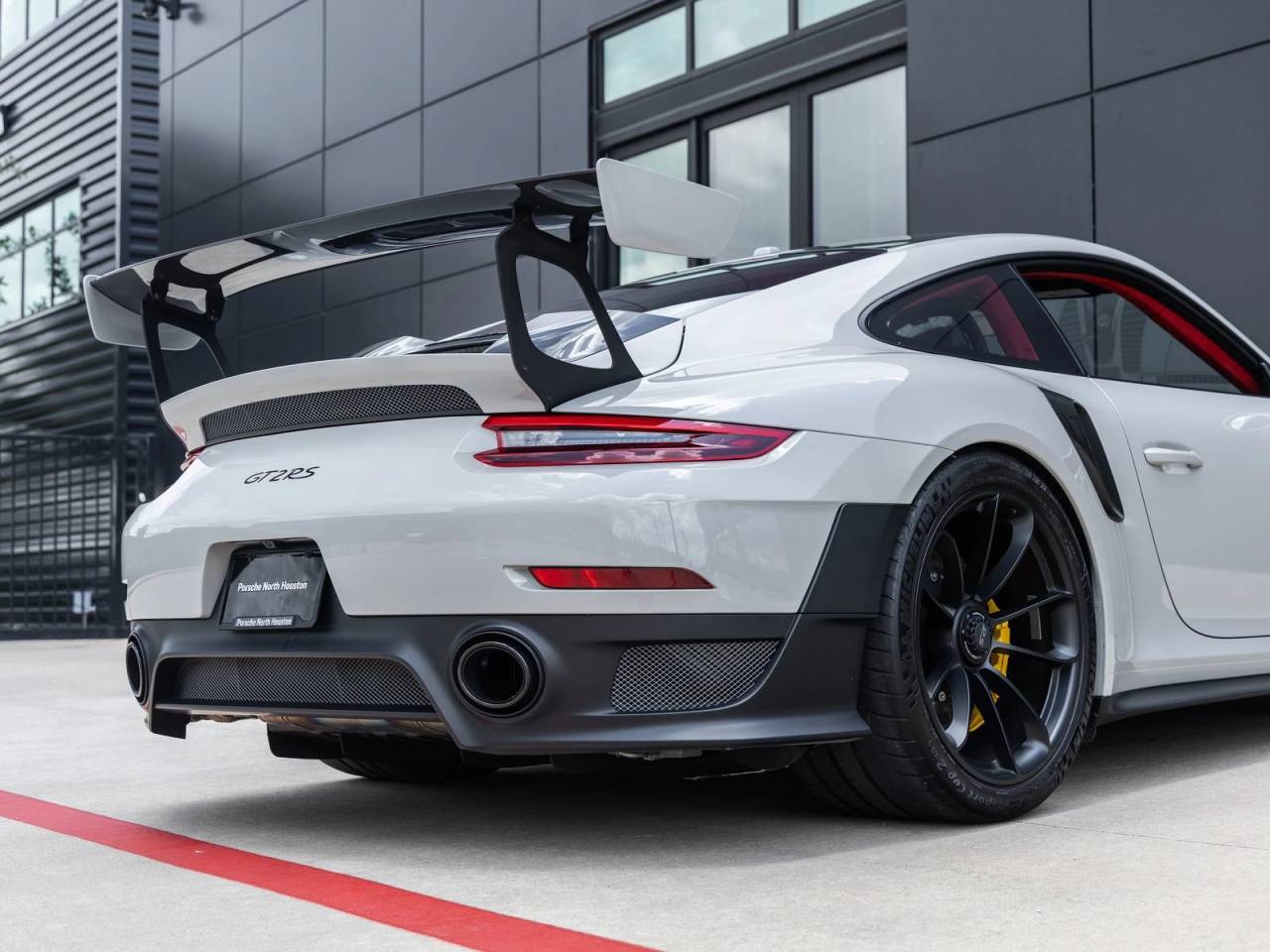 2019 Porsche 911 911 GT2 RS