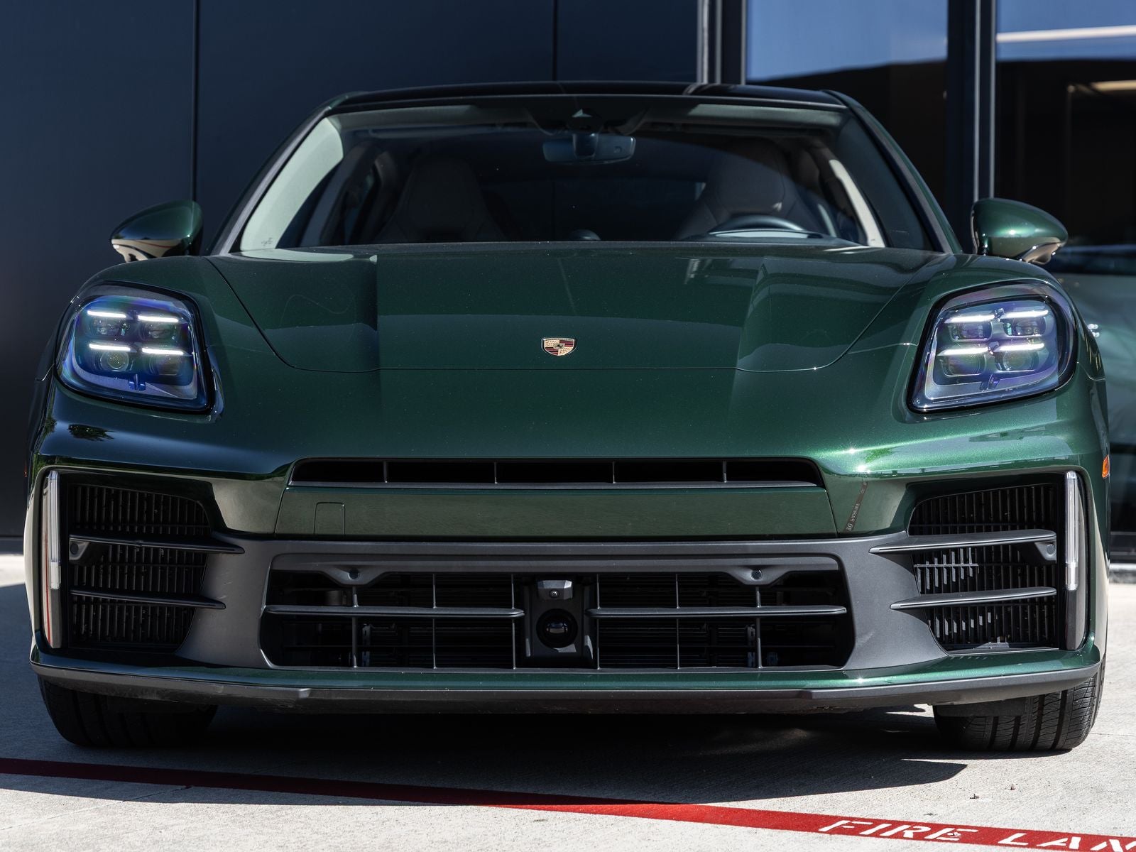 2025 Porsche Panamera Panamera 4 E-Hybrid