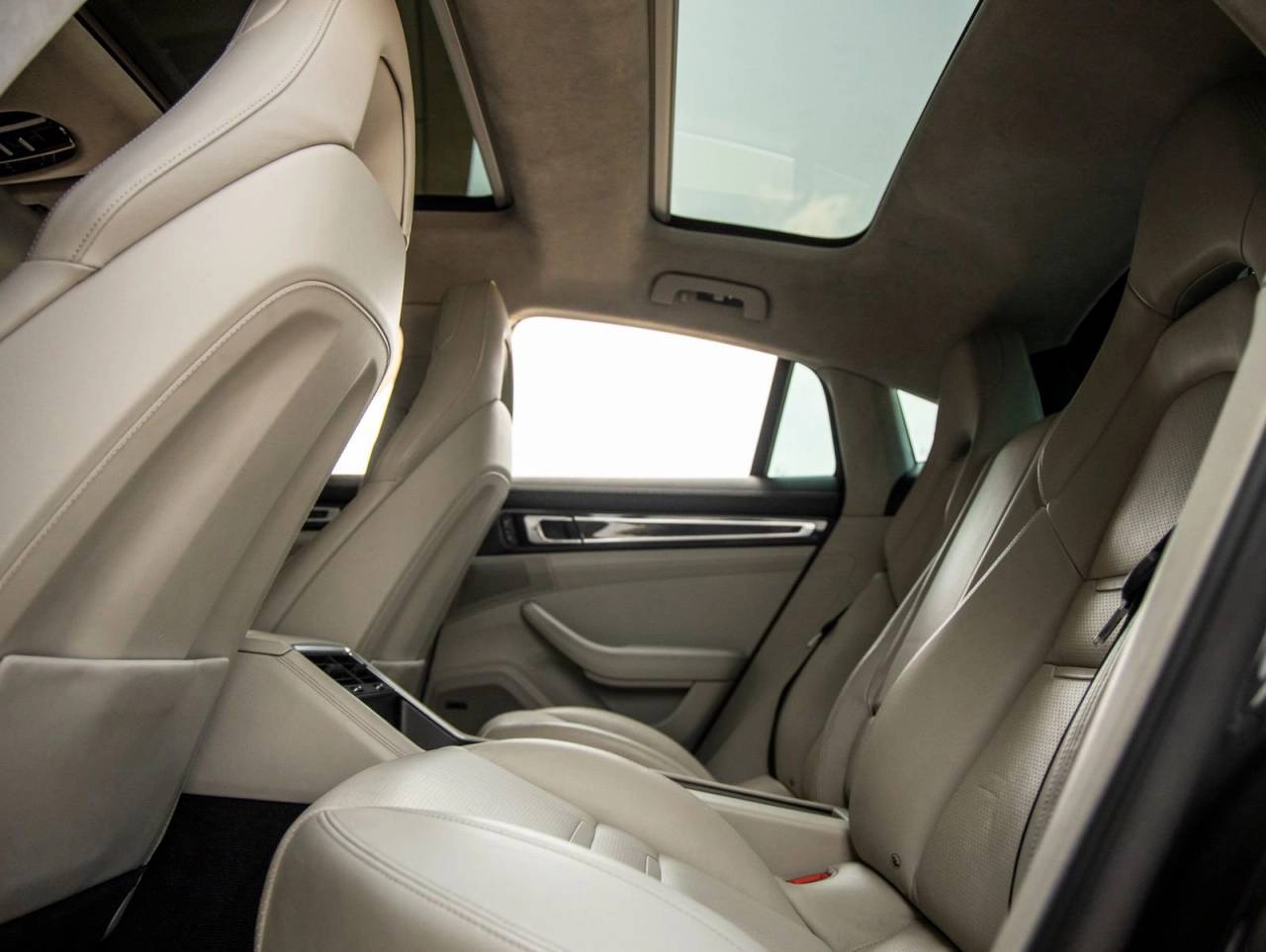 2017 Porsche Panamera Turbo